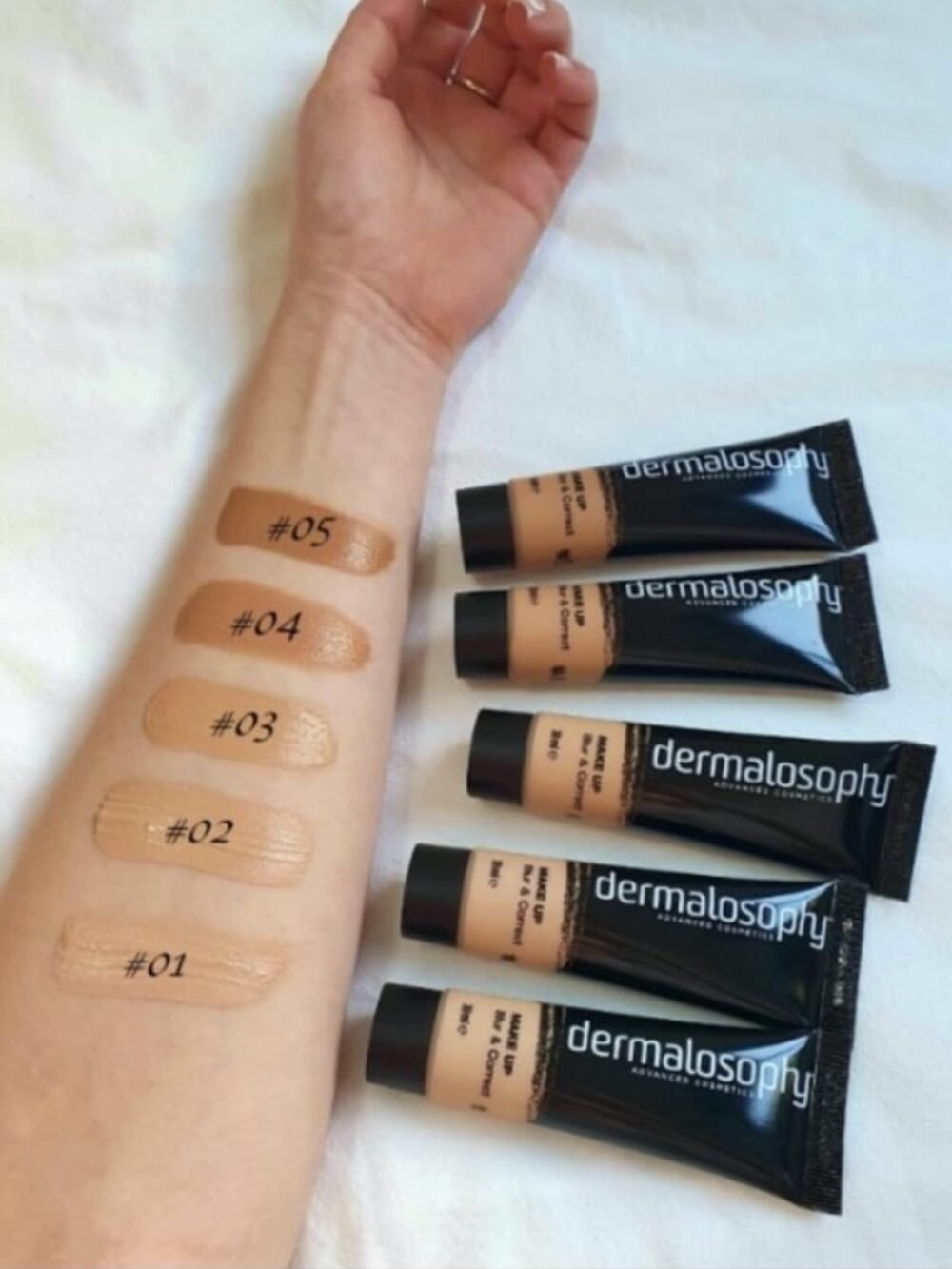 מייקאפ תיקון וטשטוש.
גוונים 1-5