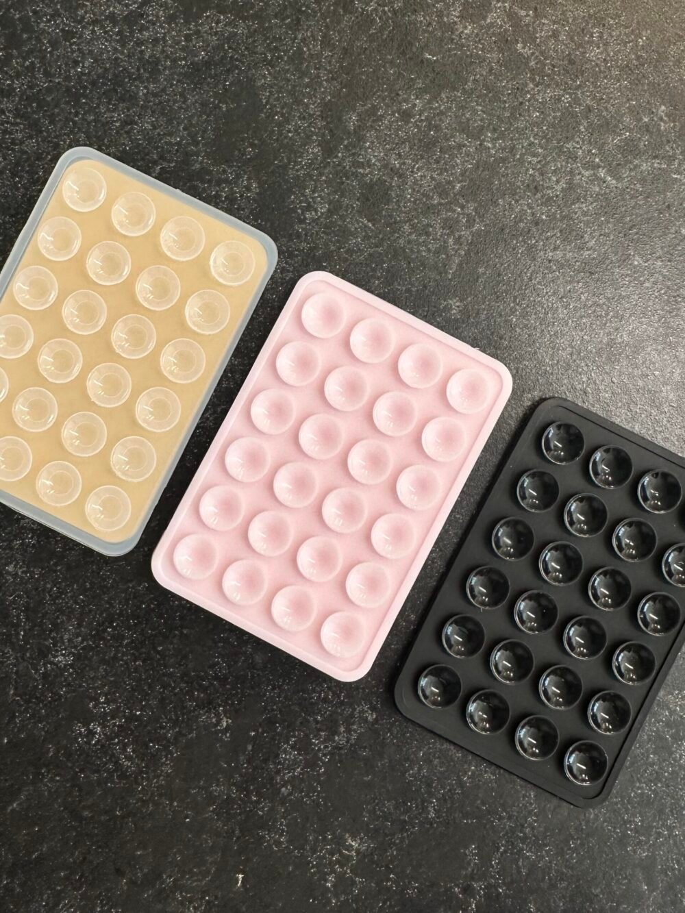 מדבקת וואקום לטלפון